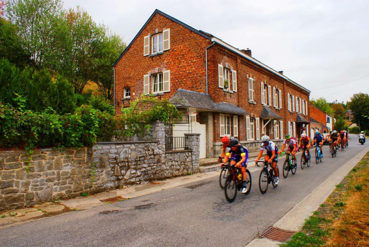 Les2Sources Bike-B&B Рошфор Екстериор снимка